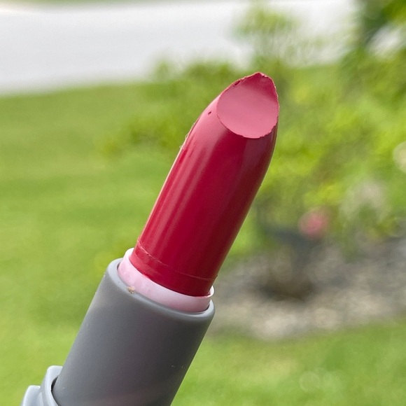 KAB Cosmetics Lip Kit In Cherry Pie - Picture 8 of 12